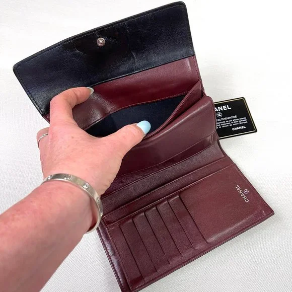 AUC Chanel Black Quilted Leather Diamond Stitched Continental Flap Wallet $2900